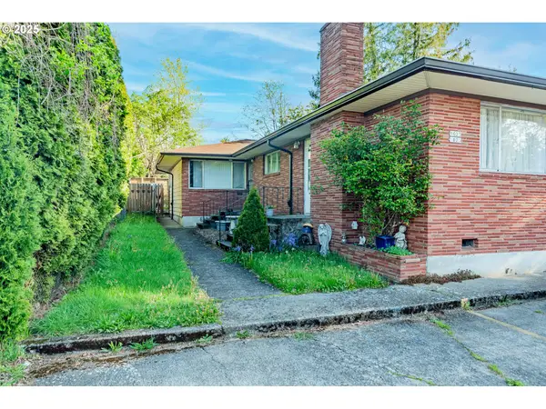 9023 SE Ankeny St, Portland, OR 97216