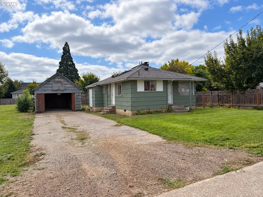 2812 19th Ave, Forest Grove, OR 97116 - #2