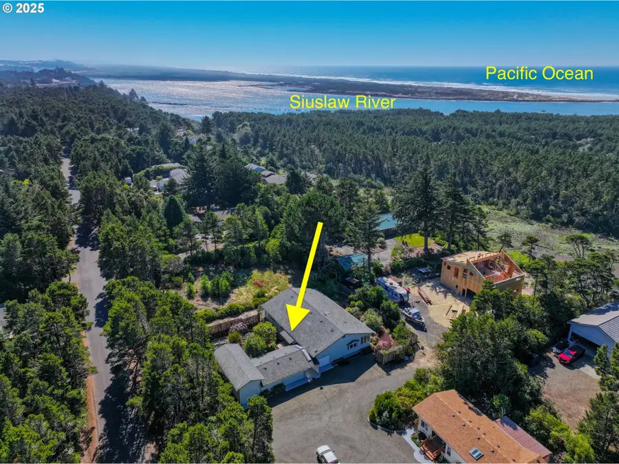 87830 Terrace View Dr, Florence, OR 97439 - #3