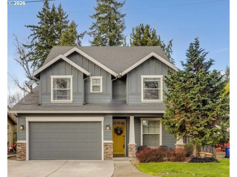 780 E Kenmore St, Gladstone, OR 97027 - Image #1