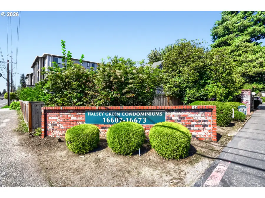 16615 NE Halsey St, Portland, OR 97230 - #2