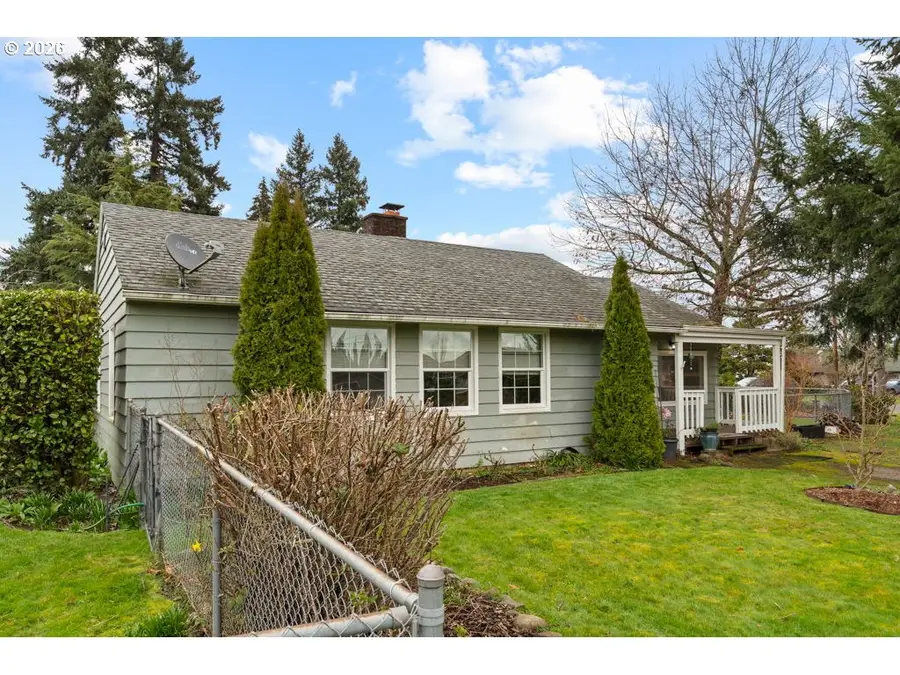 154 Beverly Dr, Oregon City, OR 97045 - #3