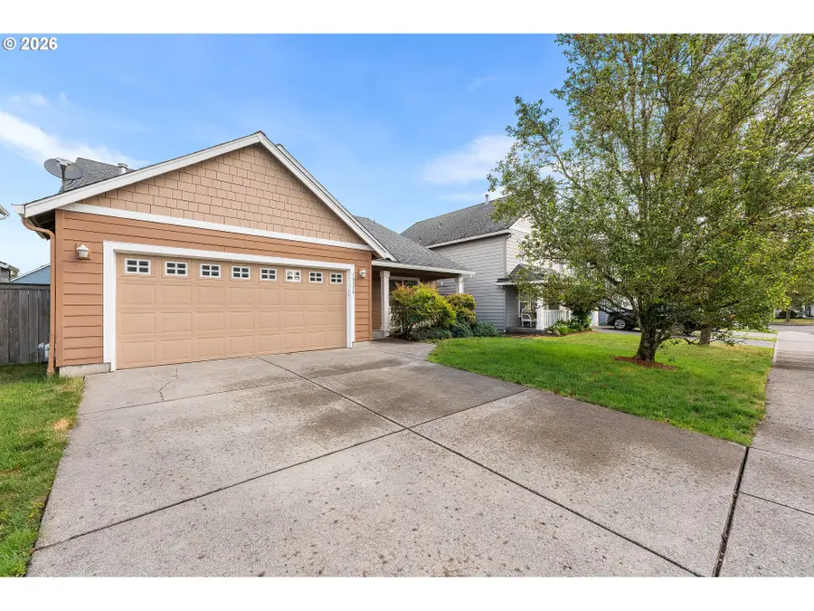 16524 NE 42nd St, Vancouver, WA 98682 - #2