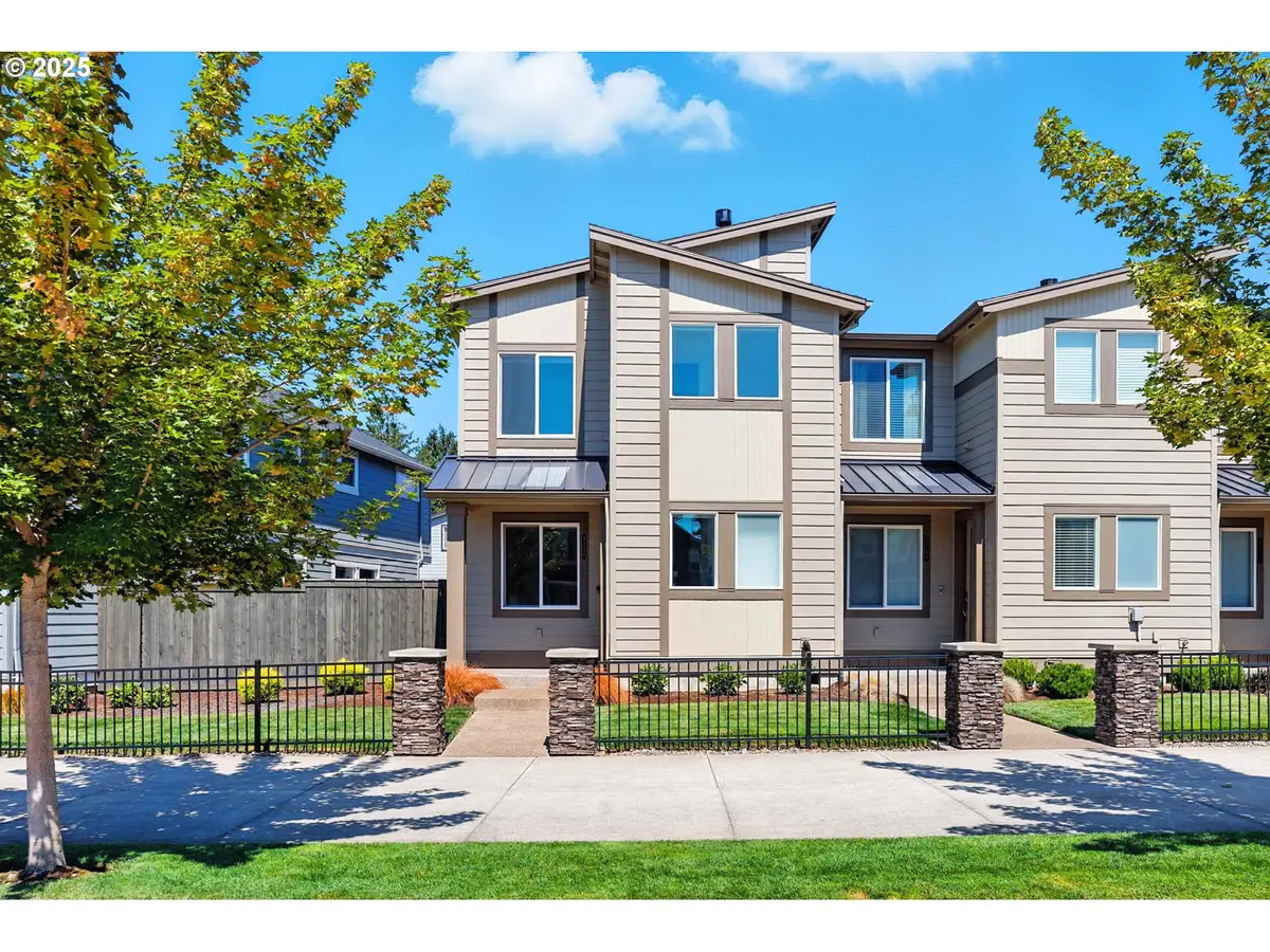 4156 SE Century Blvd, Hillsboro, OR 97123 - Image #1