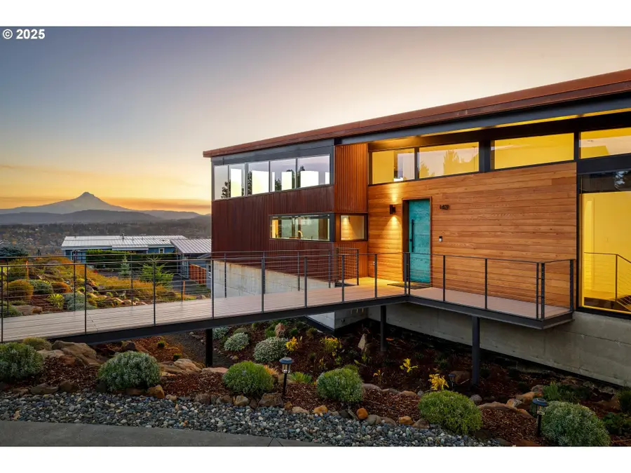 1421 Sterling Ct, White Salmon, WA 98672 - Image #2