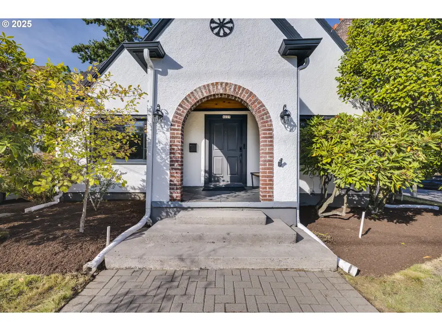 4225 NE 42nd Ave, Portland, OR 97218 - Image #3