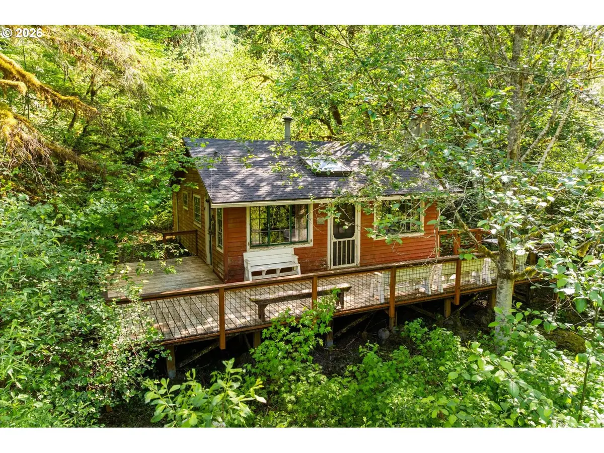34295 SE Rainbow Rd, Estacada, OR 97023 - #1