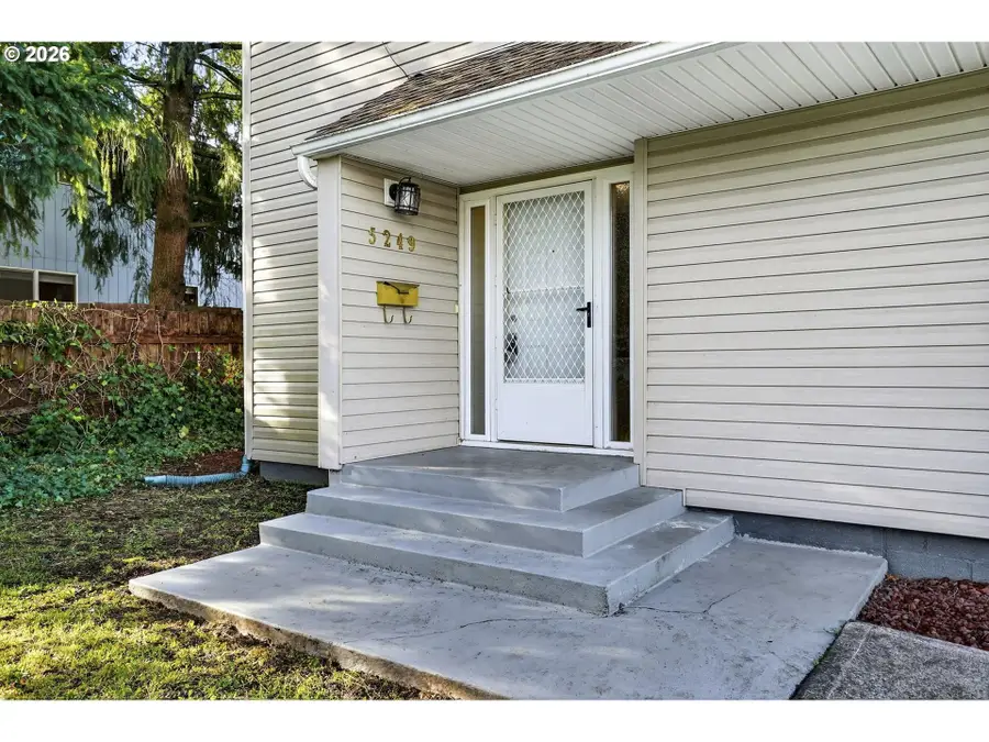 5249 NE 45th Pl, Portland, OR 97218 - Image #3