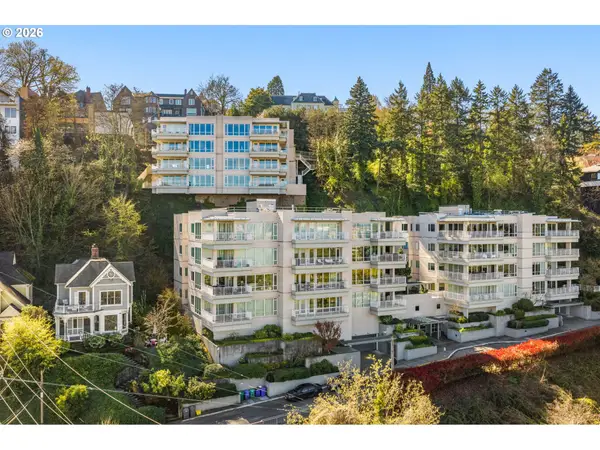 2020 SW Market Street Dr #303, Portland, OR 97201