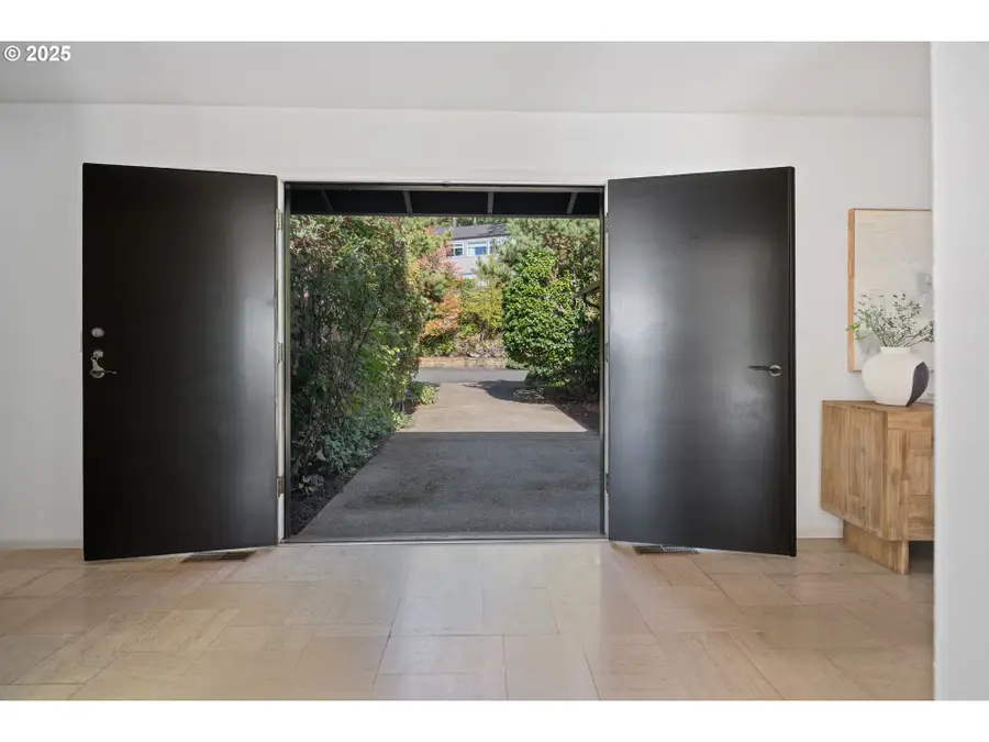 3450 SW 44th Ave, Portland, OR 97221 - #3