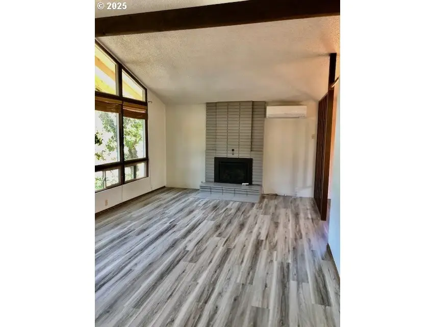 2765 Almaden St, Eugene, OR 97405 - Image #3