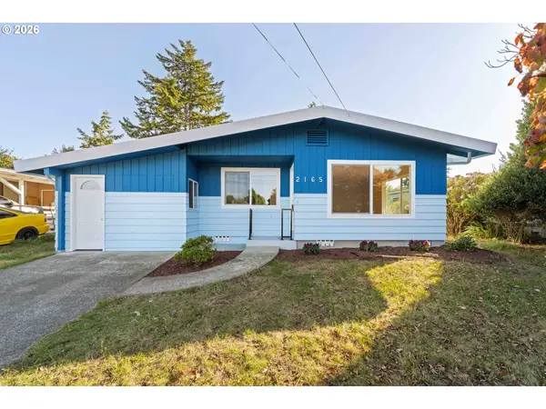2165 Lewis St, NorthBend, OR 97459