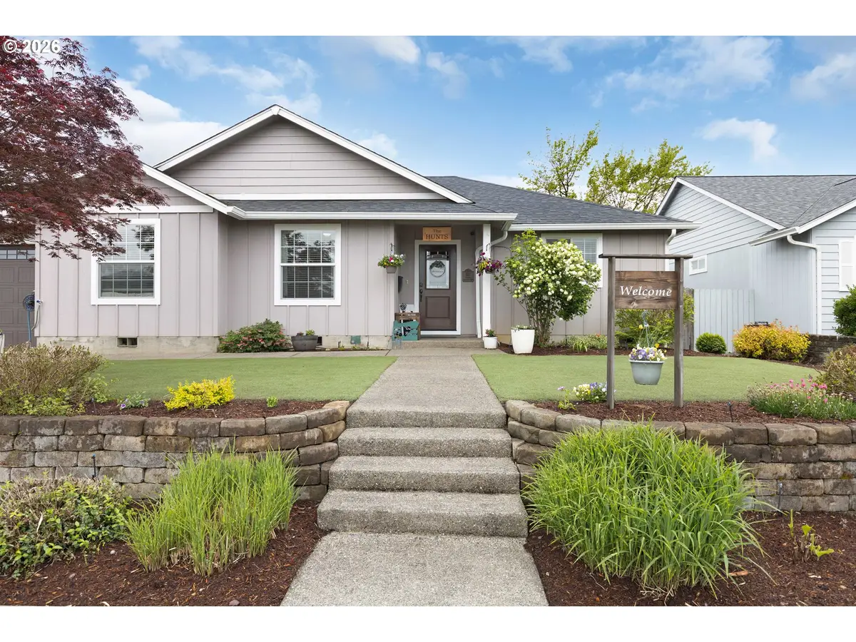 2666 Westlake Ave, Sutherlin, OR 97479 - #1