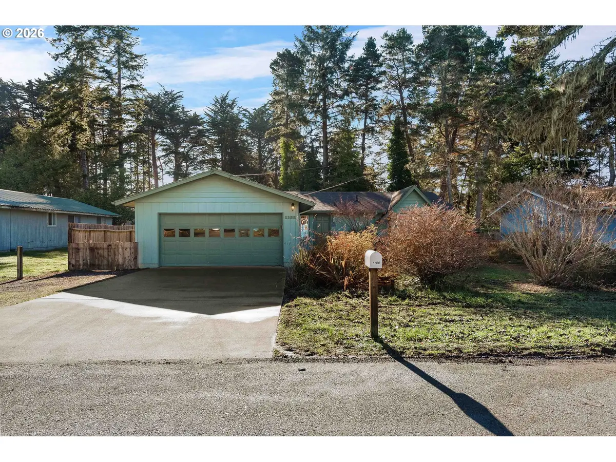 1160 Division St Se, Bandon, OR 97411 - Image #1