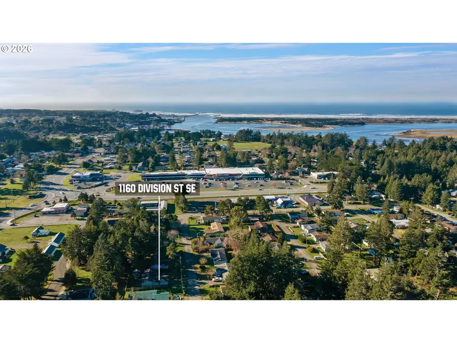 1160 Division St Se, Bandon, OR 97411 - Image #3