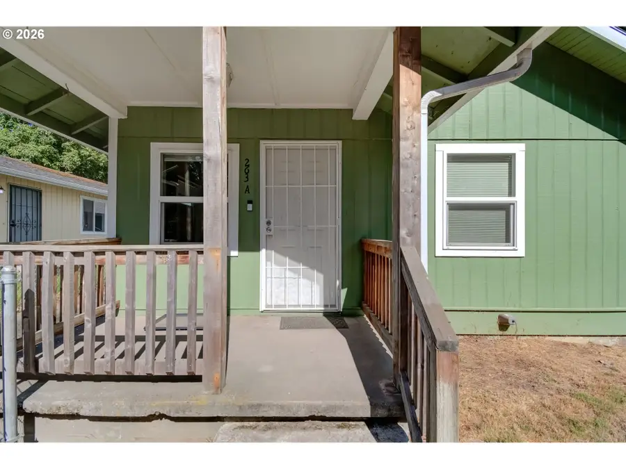 263 17th Ave, Longview, WA 98632 - #2