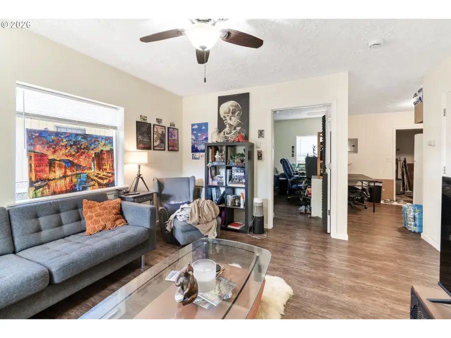263 17th Ave, Longview, WA 98632 - #3