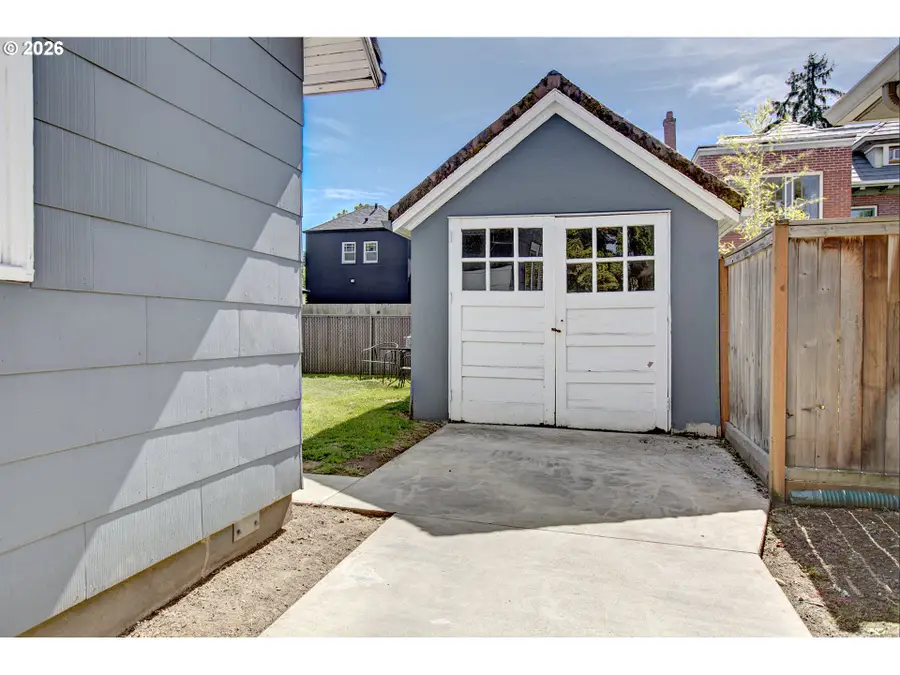 3914 NE Laddington Ct, Portland, OR 97232 - #3