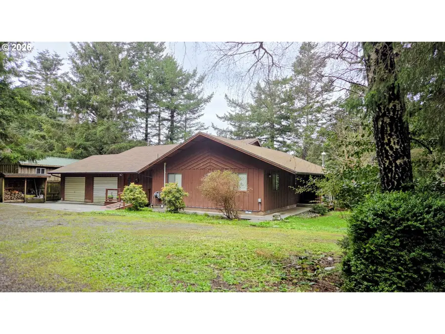 94474 Riley Creek Way, Gold Beach, OR 97444 - #3