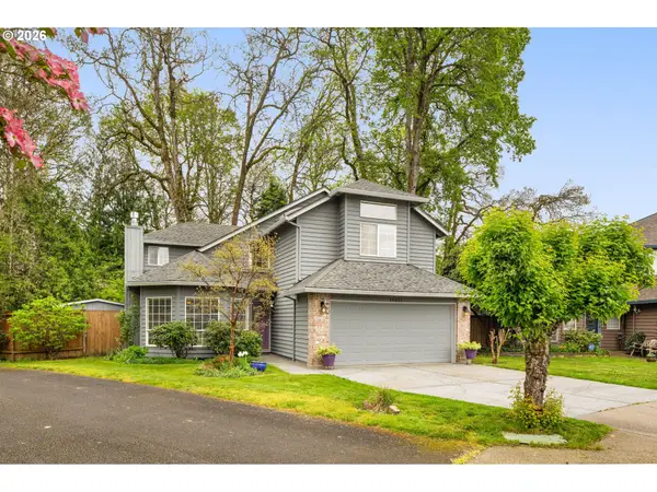 14821 SW Kenton Dr, Portland, OR 97224