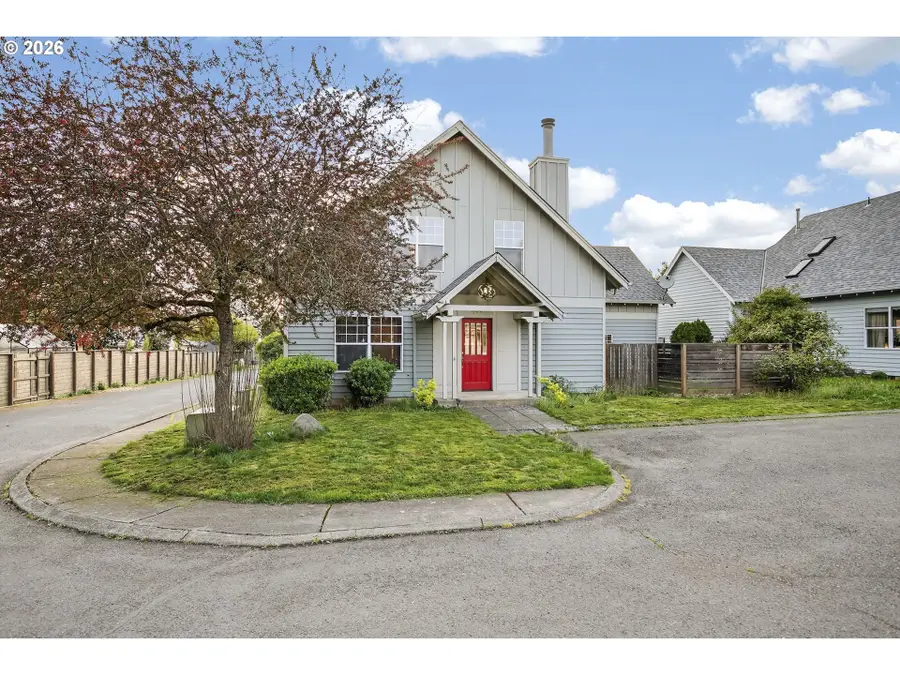 13617 NE Glendoveer Ct, Portland, OR 97230 - #2