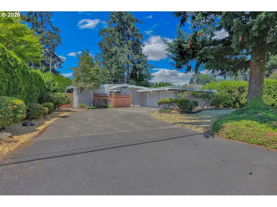 3270 Game Farm Rd, Springfield, OR 97477 - #2