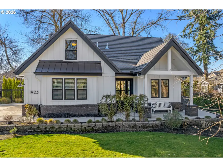 1923 Sterling Park Pl, Eugene, OR 97408 - #2