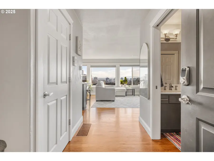 1932 SW Mill Street Ter, Portland, OR 97201 - #2