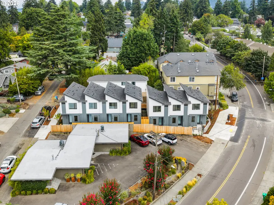 7574 SW 31st Ave, Portland, OR 97219 - #3