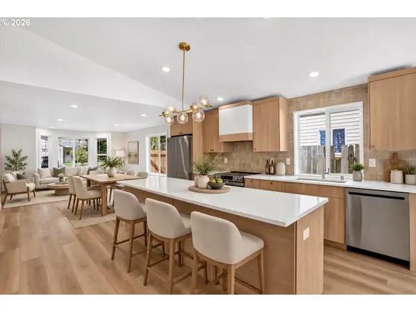 12429 NE 20th St, Vancouver, WA 98684