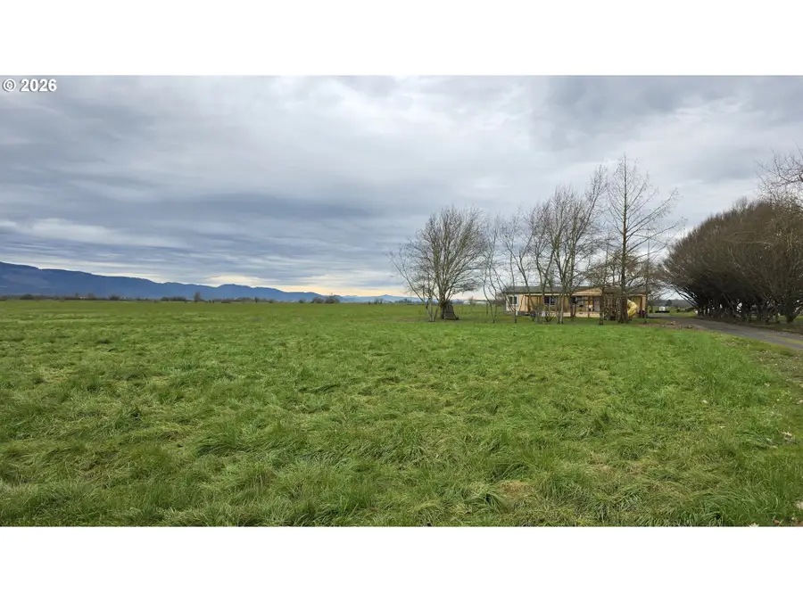 30540 Priceboro Dr, Harrisburg, OR 97446 - #3