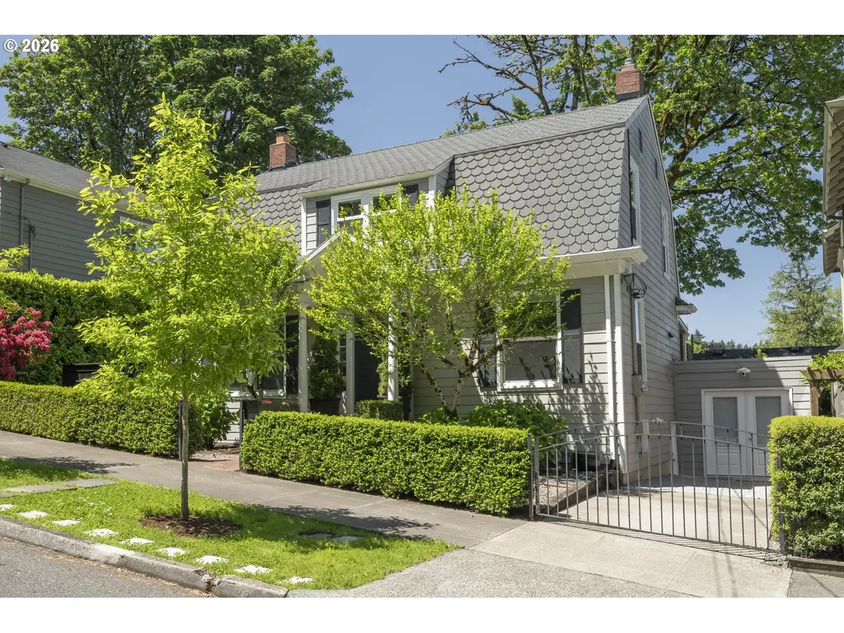 2315 SW 16th Ave, Portland, OR 97201 - #1