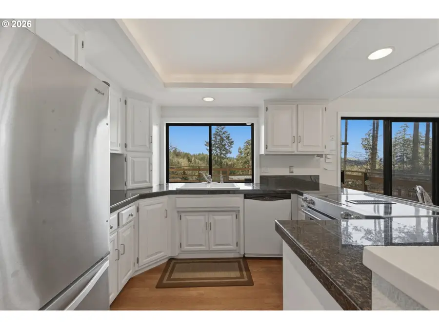 3945 Spring Blvd, Eugene, OR 97405 - #2