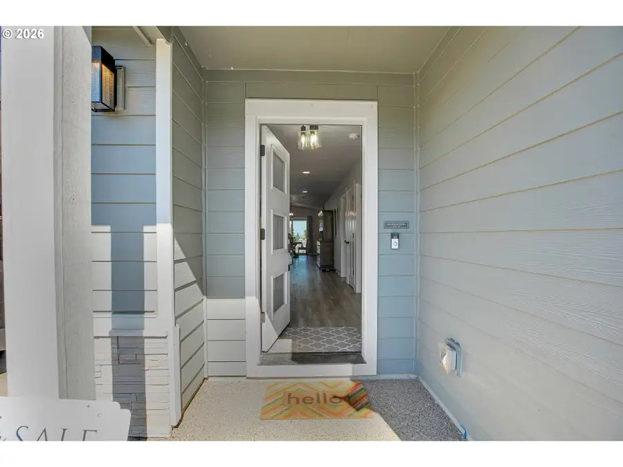1448 SW 11th St, Dallas, OR 97338 - #3