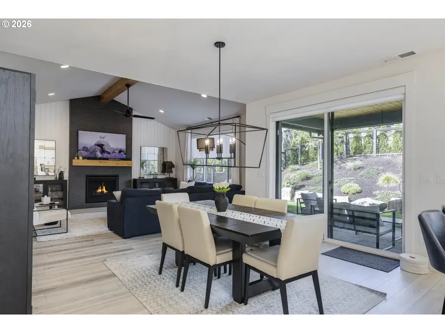 3253 Doughton St, Salem, OR 97302 - #3