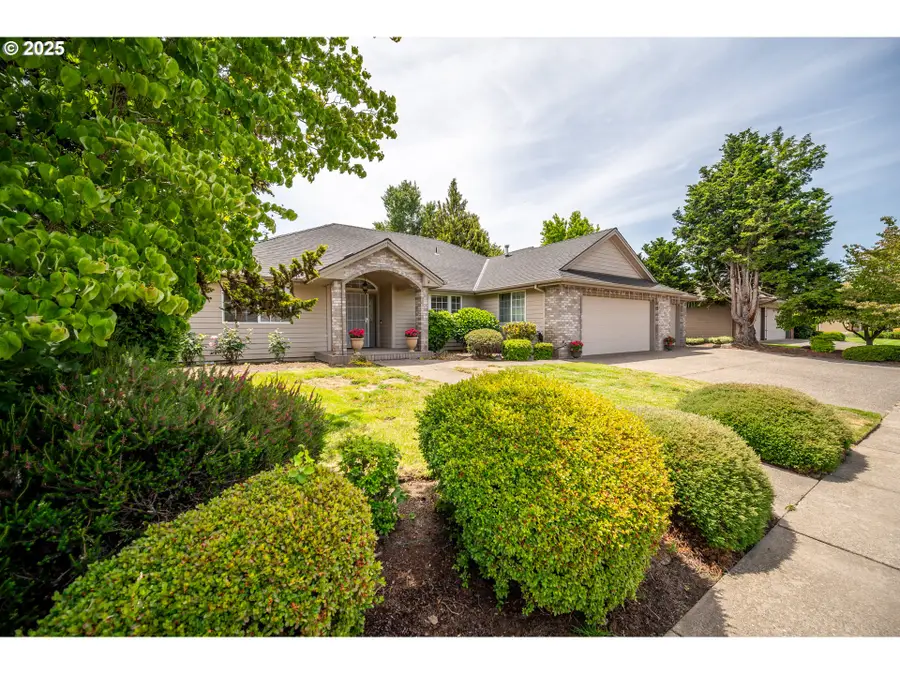 1158 Meadowridge St, Keizer, OR 97303 - Image #2