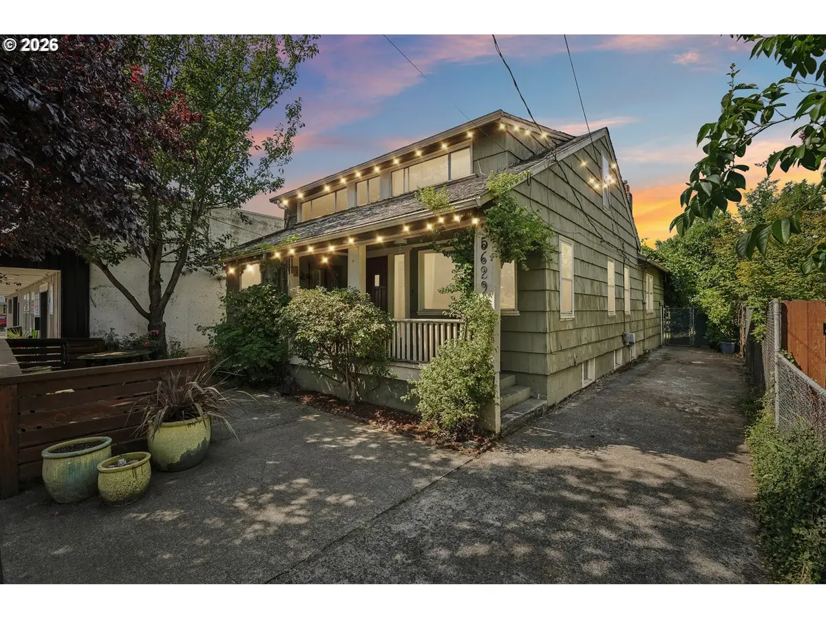 5629 SE Center St, Portland, OR 97206 - #1