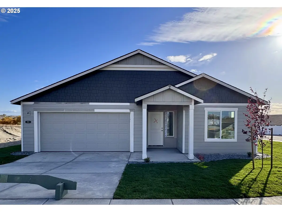 902 E Kinsley Ave, Hermiston, OR 97838 - Image #1