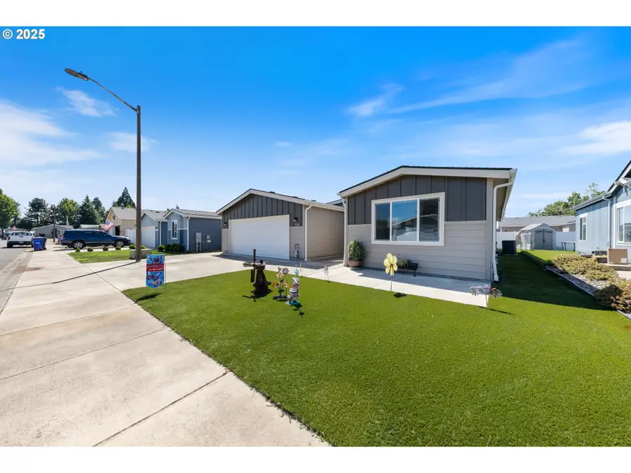 714 St. James Pl, Molalla, OR 97038 - Image #2