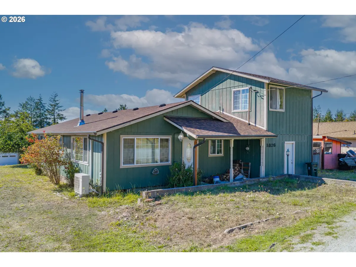 1826 22nd St, Myrtle Point, OR 97458 - #1
