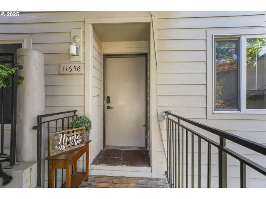 11656 SW Boones Bend Dr, Beaverton, OR 97008 - Image #2