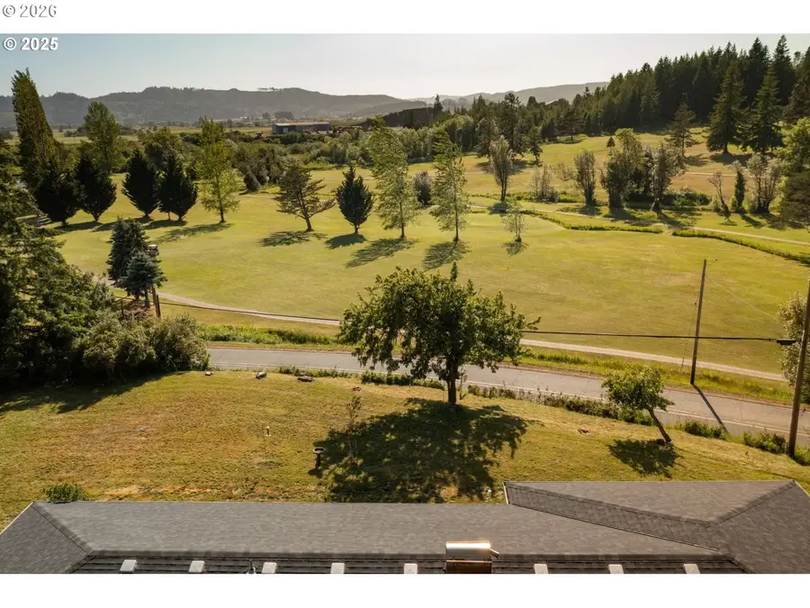 54824 Robinson Rd, Coquille, OR 97423 - #2