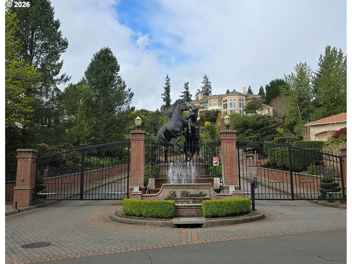 3595 Ghiglieri Ct, West Linn, OR 97068 - #1