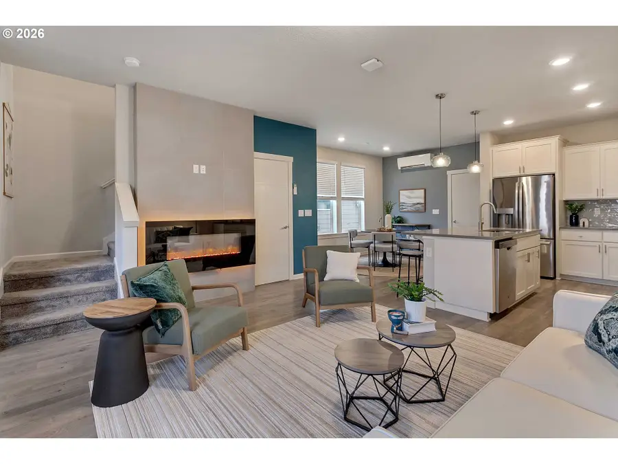 8062 SE Butternut Creek Pkwy, Hillsboro, OR 97123 - #3