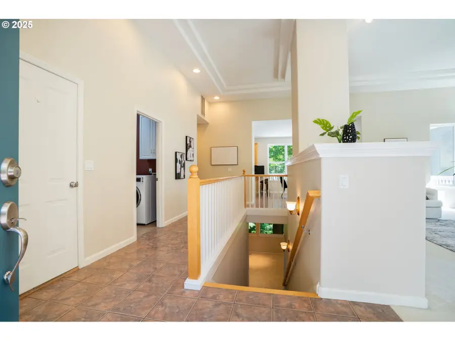 9614 NW Durrett St, Portland West, OR 97229 - #3