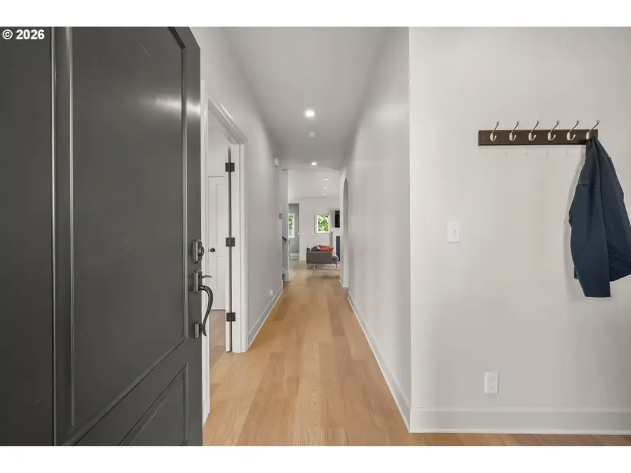 642 W 15th Ave, Eugene, OR 97402 - #3