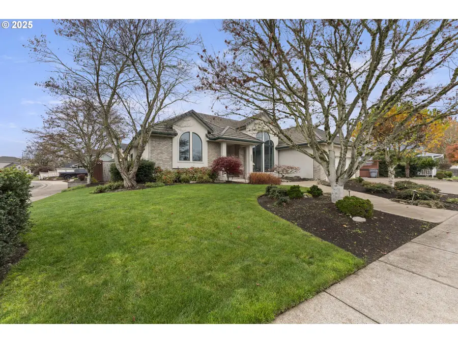 2680 E Mountain View Dr, Albany, OR 97322 - Image #2