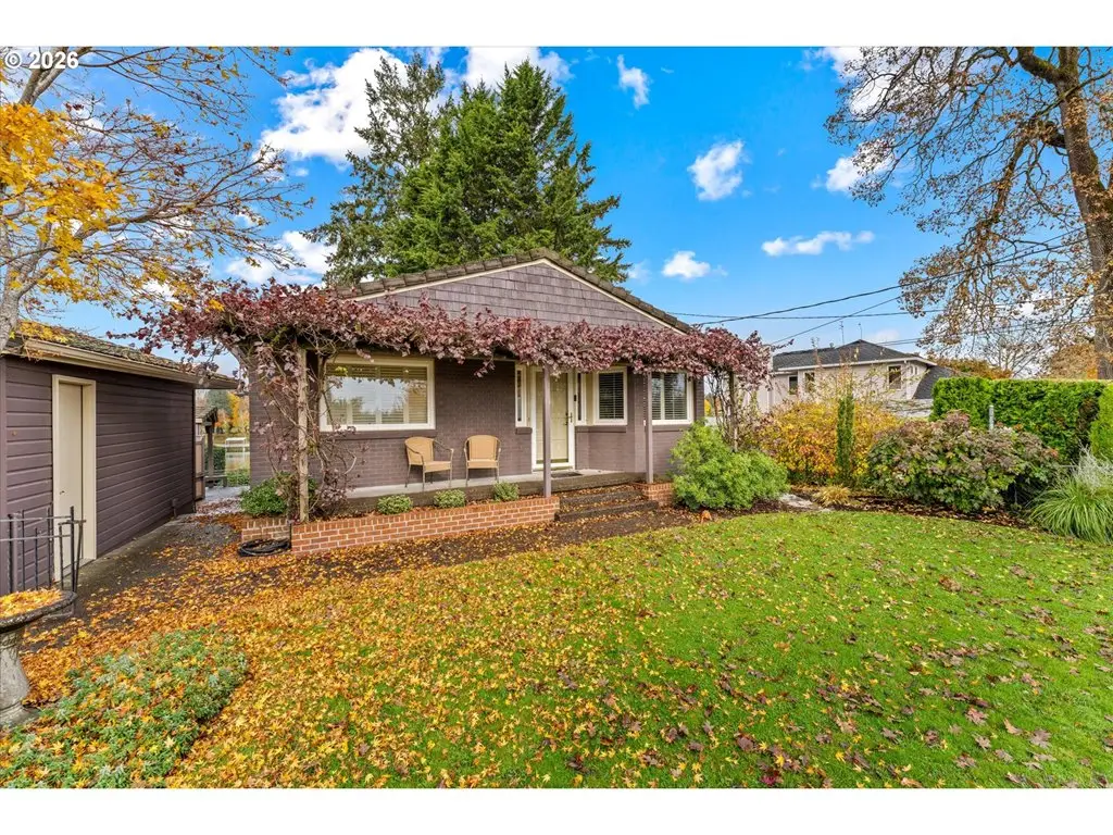 21047 NE Interlachen Ln, Fairview, OR 97024 - #1