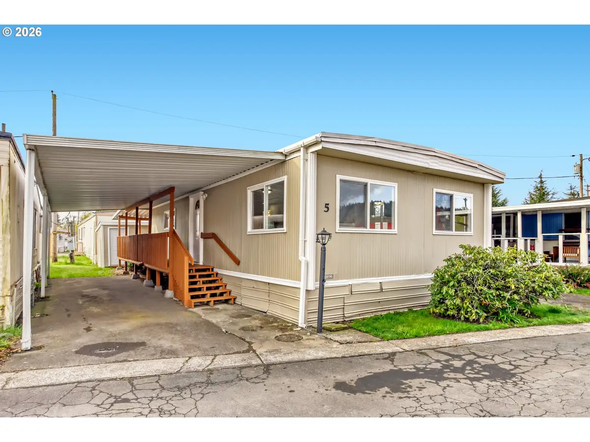 2300 SE 82nd Ave #5, Portland, OR 97216 - #1