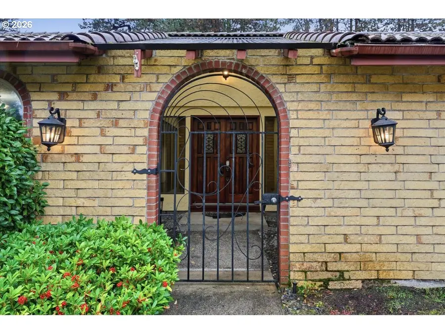 7610 NE Meadows Dr, Vancouver, WA 98662 - Image #3